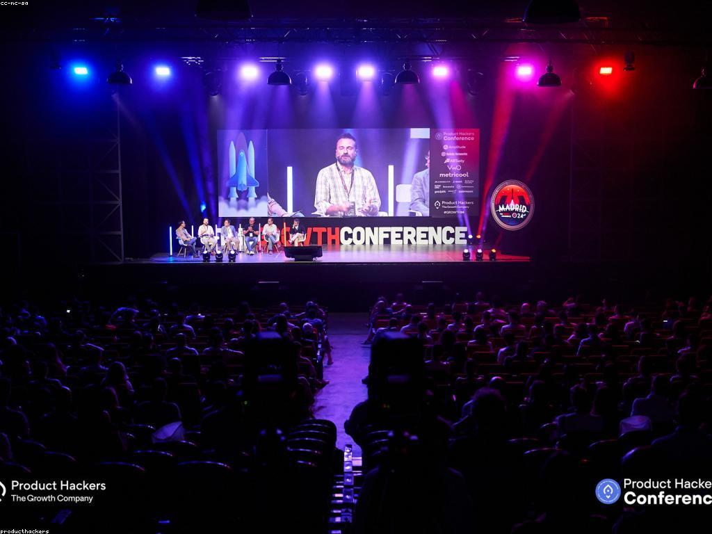 ការប្រមូលផ្តុំសេវាកម្មដIVERSIFICATION